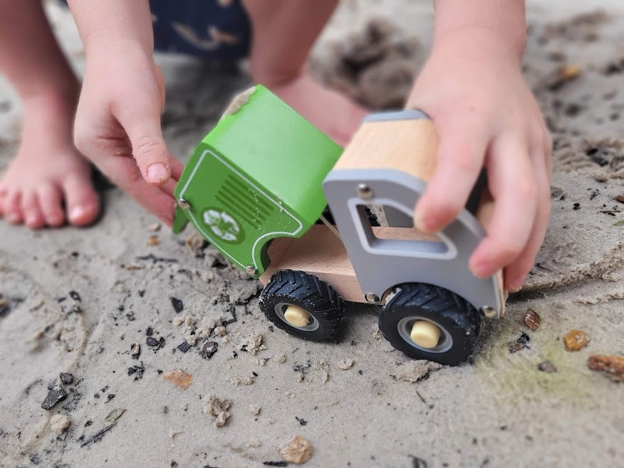 Wooden Recycling Truck