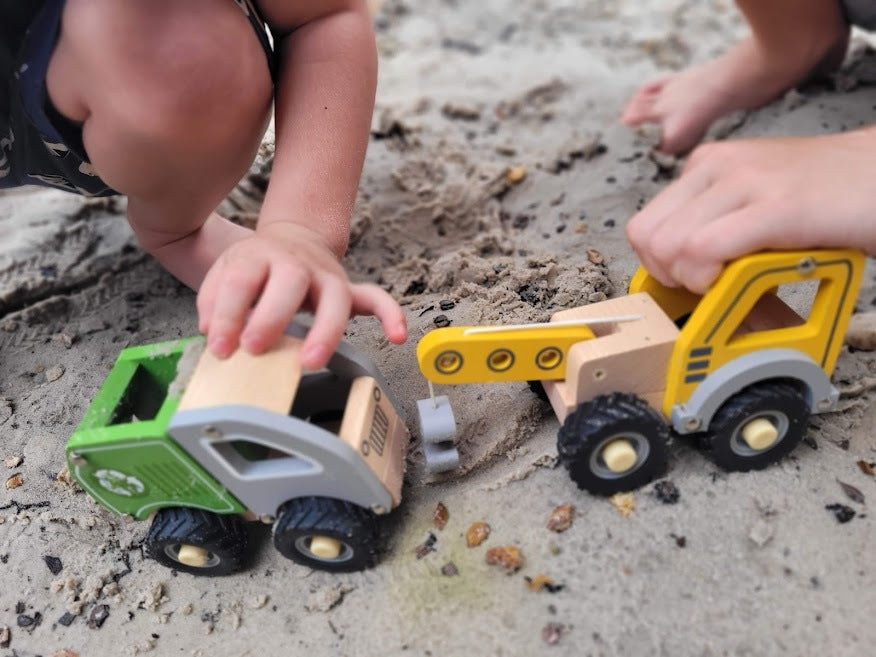 Wooden Recycling Truck